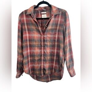 American Eagle Outfitters Amazingly Soft Boyfriend Fit Plaid Shirt Button Down